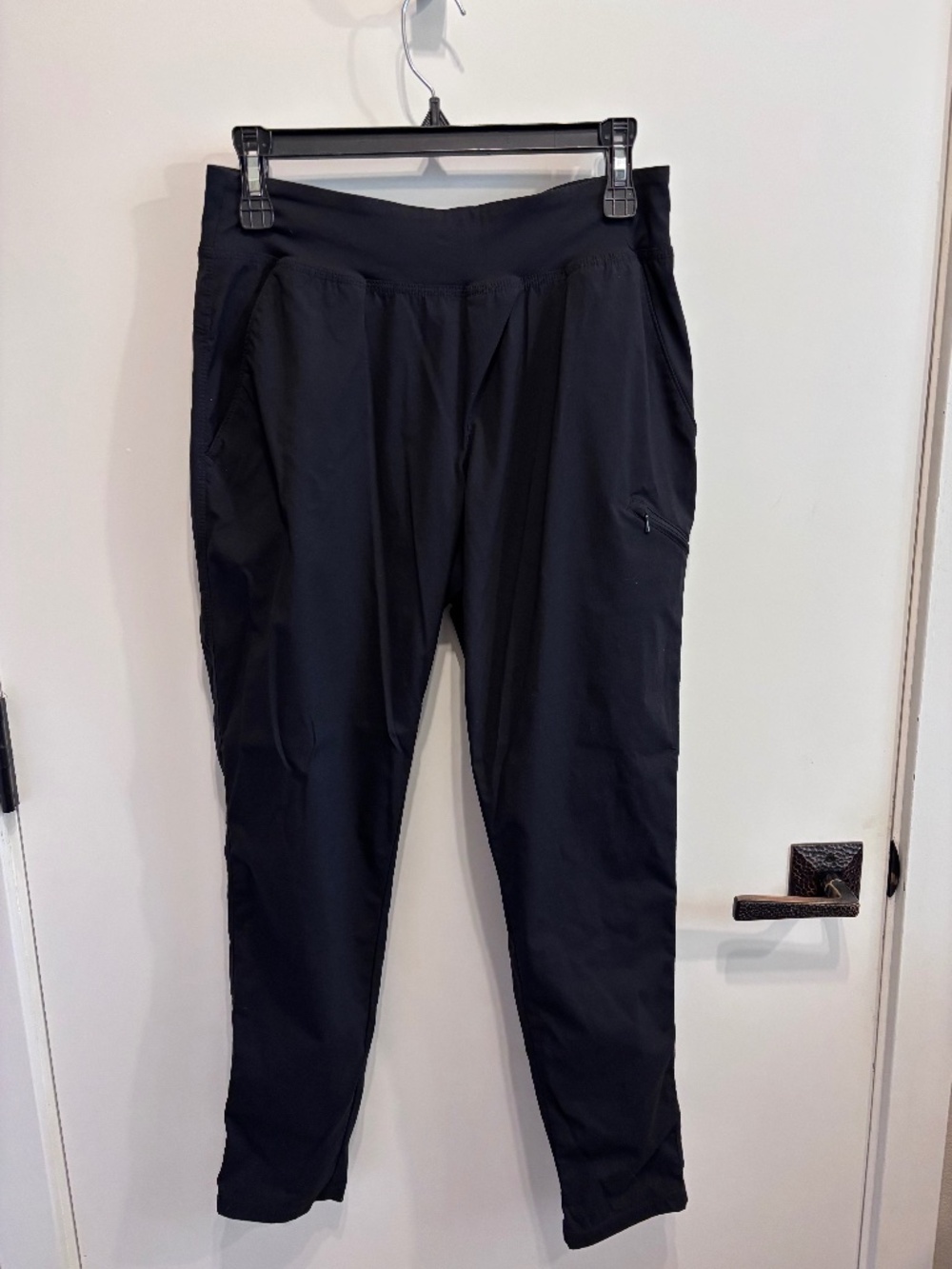 Mountain Hardwear Black Cropped Pants-size S